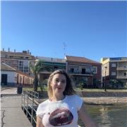 Graduada en Marketing en inglés ofrece clases para todas las edades de manera presencial y online